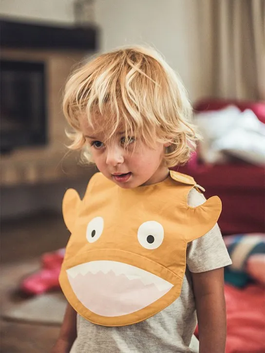 BABY BITES   Shark waterproof cotton bib 