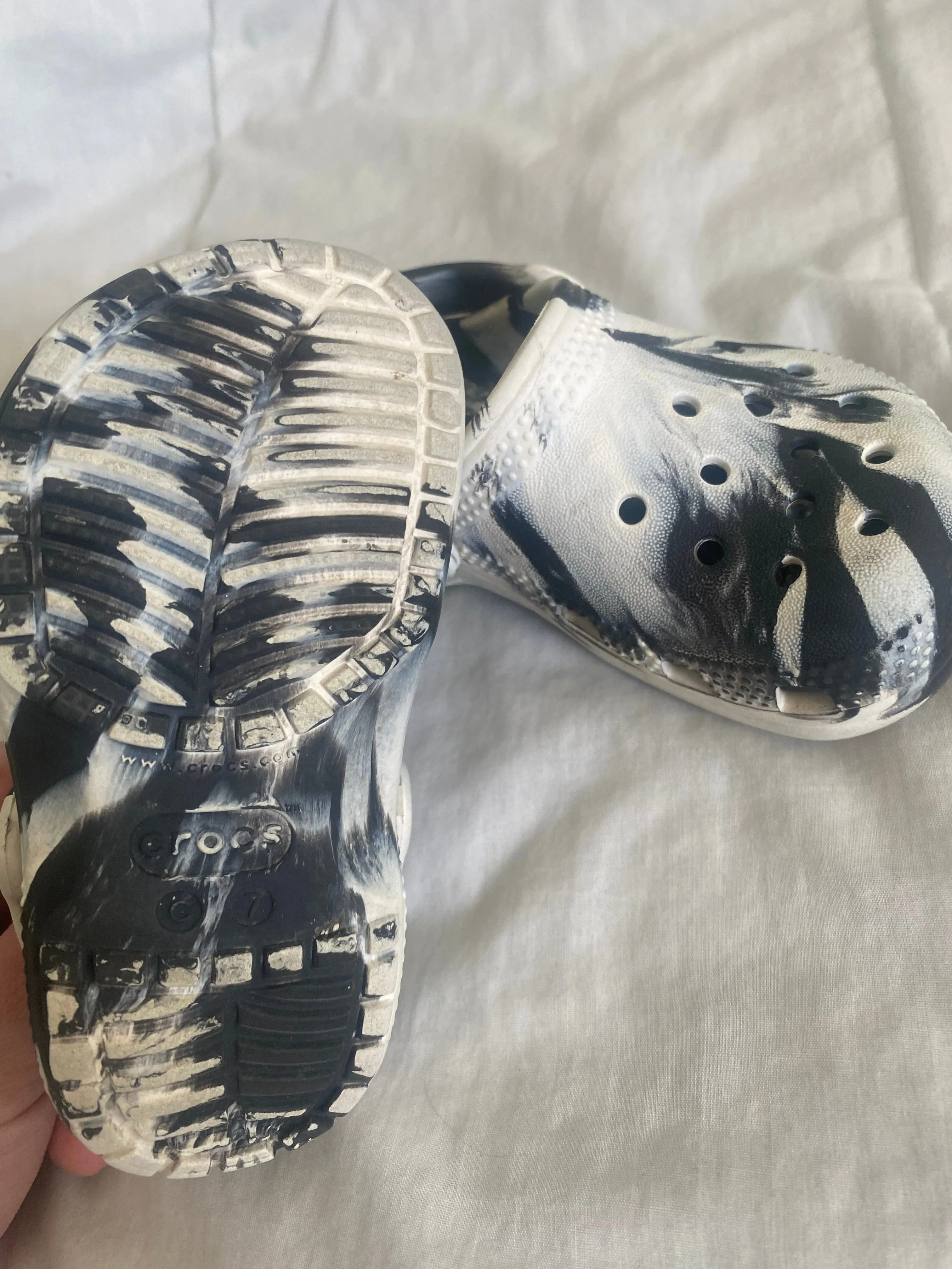Crocs 7c, Shoes 7 (Walkers:12-24 mth)