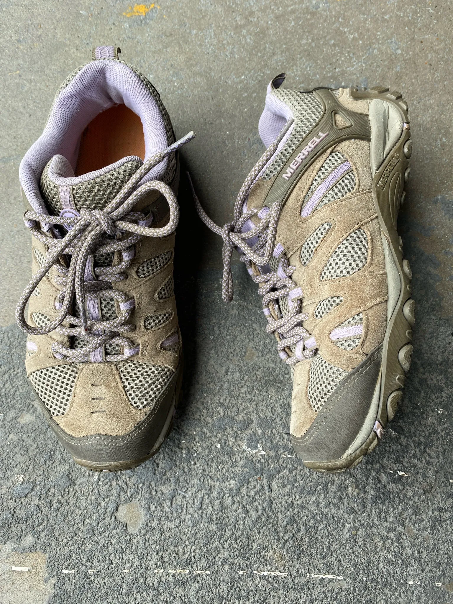 Merrell Size 7 1/2 Brown/Purple Hiking Shoes